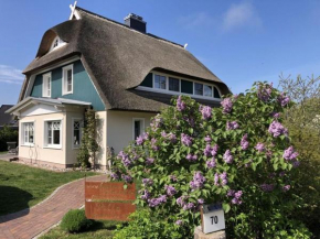 House Pella Modern retreat Born Am Darß